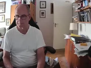 HopeHeaven – webcam model profile photo Image 6