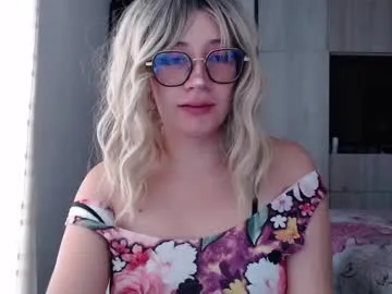 ava_delightt – webcam model profile photo Image 9