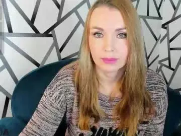 amomira – webcam model profile photo Image 8