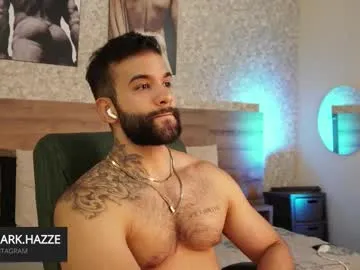 Benson18y – webcam model profile photo Image 9