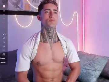 Donovan_Desmond – webcam model profile photo Image 8