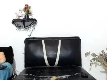 963_kurumi – webcam model profile photo Image 7