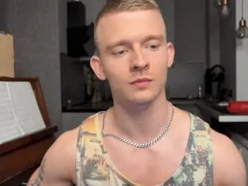 IORio2 – webcam model profile photo Image 2