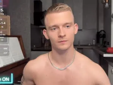 IORio2 – webcam model profile photo Image 4