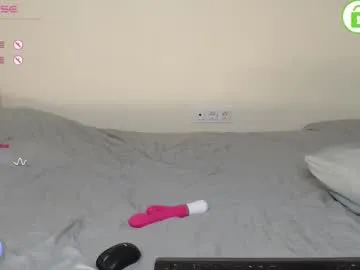 mayadashaaa – webcam model profile photo Image 2