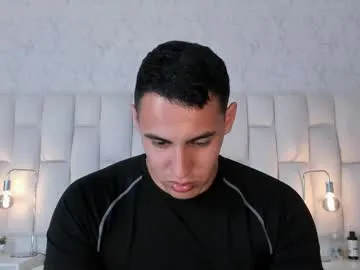 kustom77 – webcam model profile photo Image 2