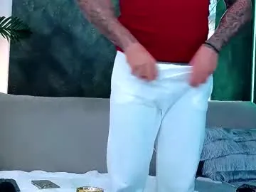 glasses_cat – webcam model profile photo Image 10