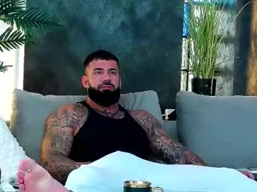 glasses_cat – webcam model profile photo Image 14