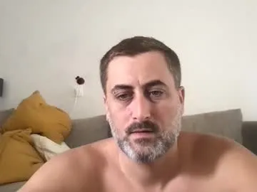 Taanni – webcam model profile photo Image 12