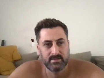 Taanni – webcam model profile photo Image 16