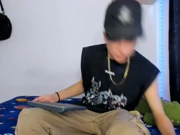 FIN_GAINS355 – webcam model profile photo Image 6