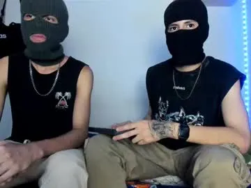 FIN_GAINS355 – webcam model profile photo Image 7