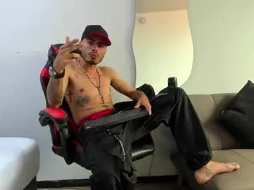 Cutenikkibaby – webcam model profile photo Image 14