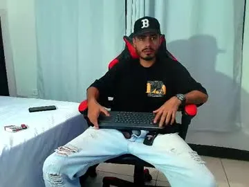 Cutenikkibaby – webcam model profile photo Image 18