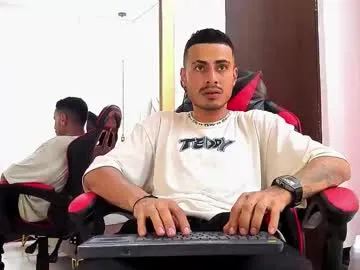 Blonde_sexy21 – webcam model profile photo Image 2