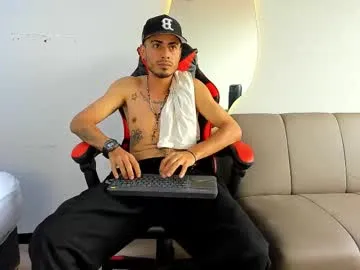 Cutenikkibaby – webcam model profile photo Image 7