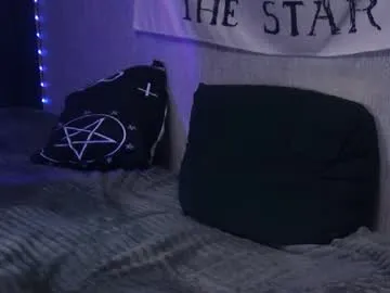 marsandvenera – webcam model profile photo Image 3