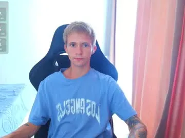 mon1_day – webcam model profile photo Image 10