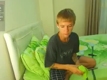 mon1_day – webcam model profile photo Image 17