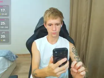 mon1_day – webcam model profile photo Image 19