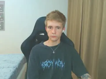 mon1_day – webcam model profile photo Image 4