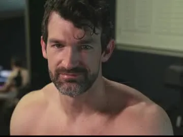 mon1_day – webcam model profile photo Image 12