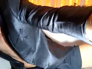 octavarium211 – webcam model profile photo Image 10