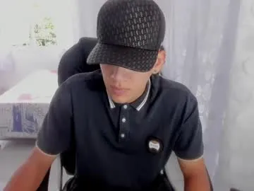juanfe_style – webcam model profile photo Image 6