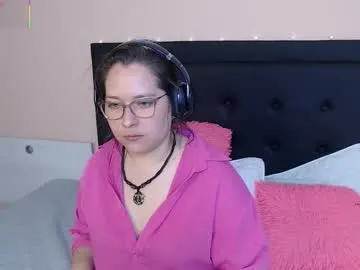 manussa69 – webcam model profile photo Image 12