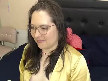 manussa69 – webcam model profile photo Image 2