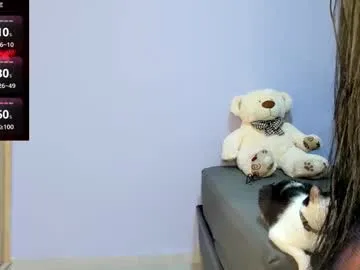 zoe_curvy – webcam model profile photo Image 8