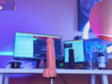 Lola_Hale – webcam model profile photo Image 6