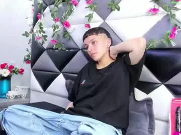 shinyways – webcam model profile photo Image 14