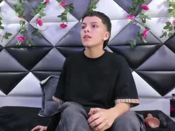 shinyways – webcam model profile photo Image 5