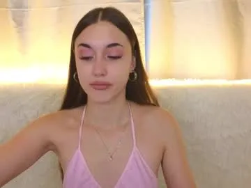 shy_suchka – webcam model profile photo Image 10