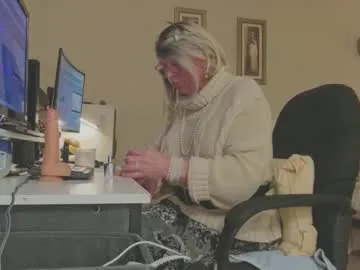 katheasian – webcam model profile photo Image 10