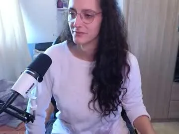 ysabell_viveris – webcam model profile photo Image 5