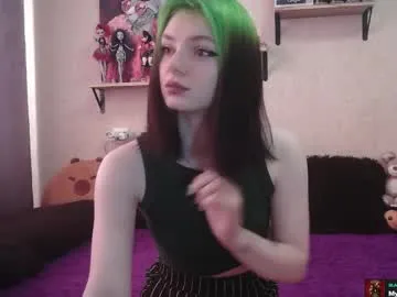 leila_petitee – webcam model profile photo Image 19