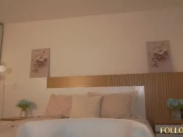 ameliie_saenz – webcam model profile photo Image 17