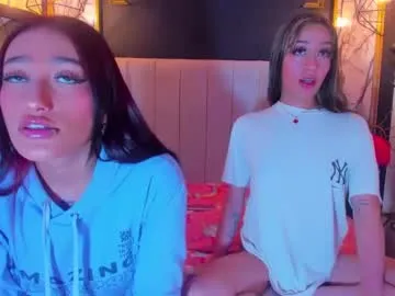 savagesweethearts – webcam model profile photo Image 6