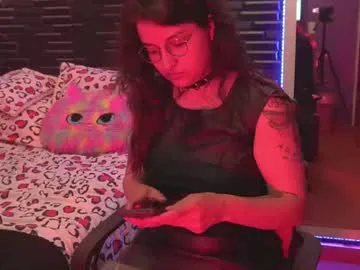 IORio2 – webcam model profile photo Image 18