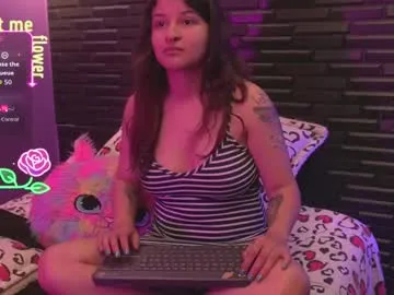 IORio2 – webcam model profile photo Image 19