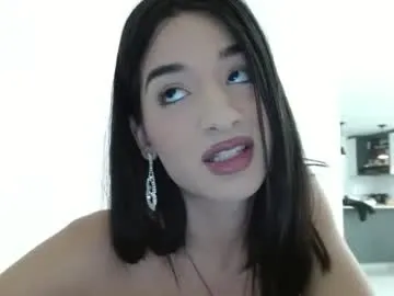 hina_porn – webcam model profile photo Image 3