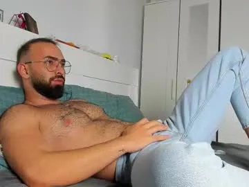 benningtons – webcam model profile photo Image 18