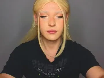 Girl-Pleasure – webcam model profile photo Image 4