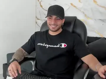 tyler_gus – webcam model profile photo Image 14