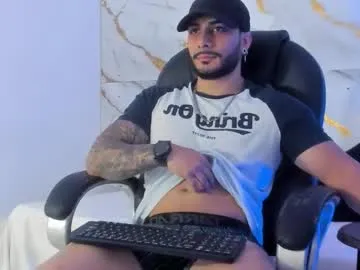 tyler_gus – webcam model profile photo Image 3