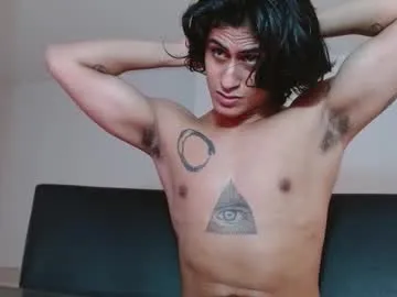 jucieLussie – webcam model profile photo Image 7