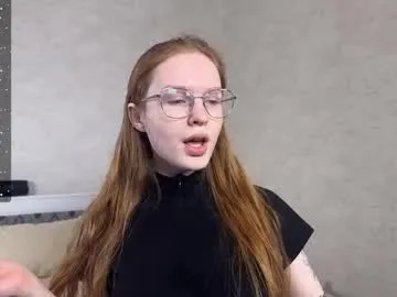 hina_porn – webcam model profile photo Image 6