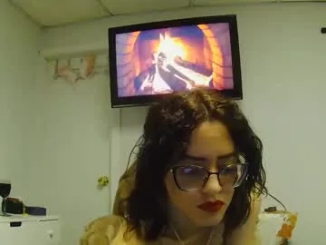 sweetyiris – webcam model profile photo Image 3